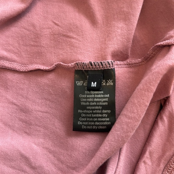 Women’s Vitality Wander Top - Picture 6 of 6